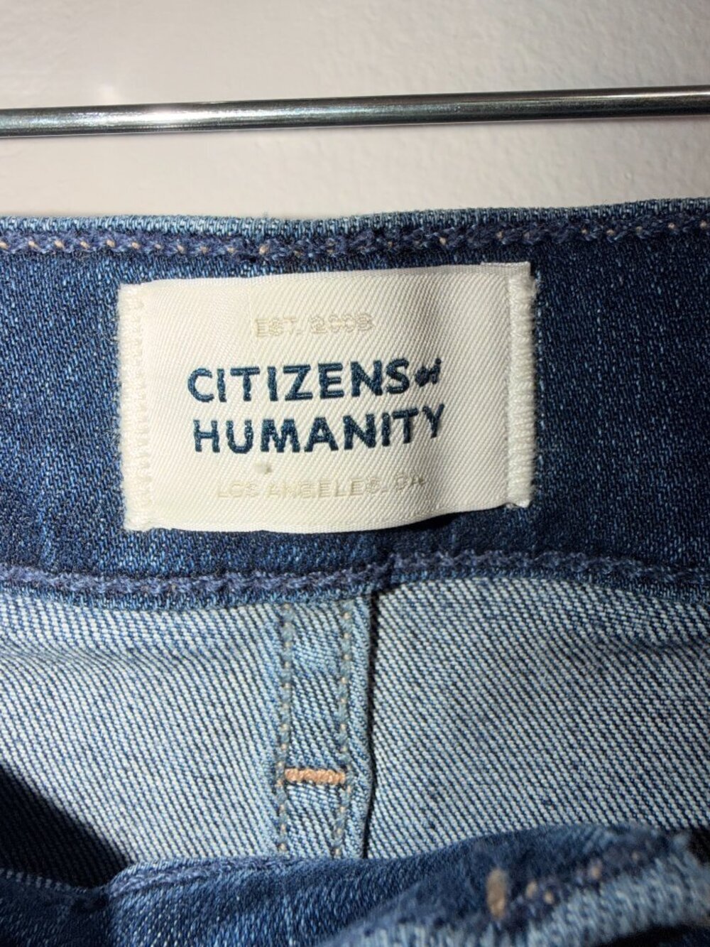 Citizens of Humanity Isola Size 27 Cropped Boot Denim Jeans Dark Wash High Rise - Picture 3 of 9